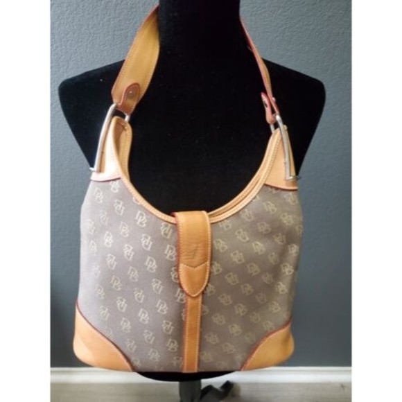 Pre-owned Dooney & Bourke Leather Hobo Handbag 1 Zipper Pocket Buckle Closure - Picture 12 of 13